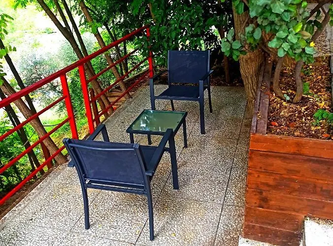 Le Mirage 4* كييتي