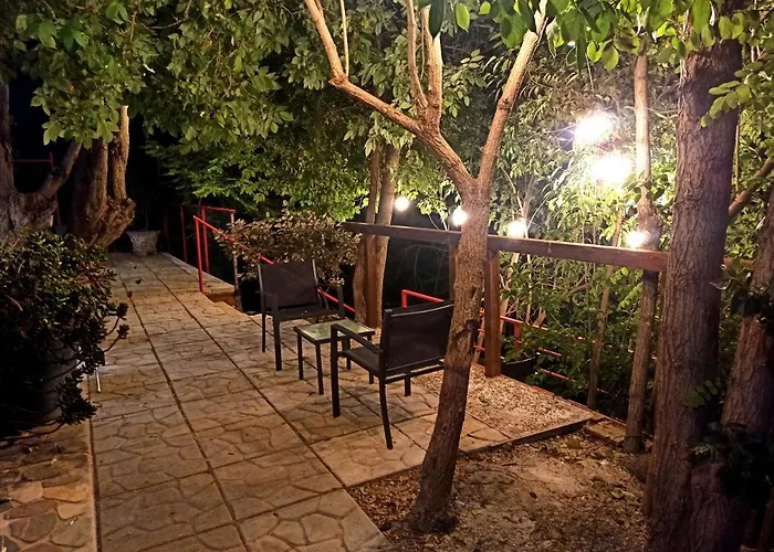 Le Mirage 4* كييتي